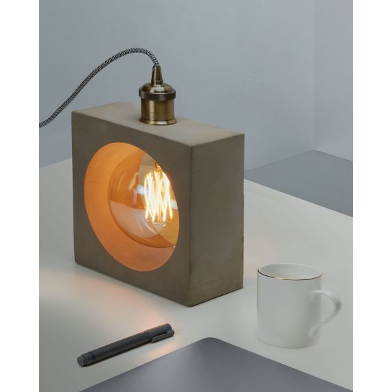 CONCRETE - Square table lamp - E27