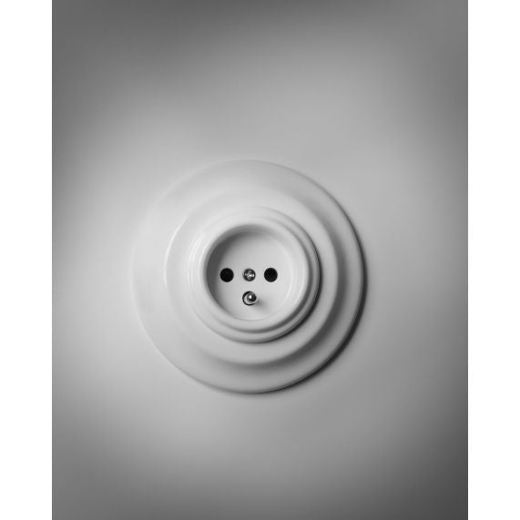 RETRO-CHARM socket porcelain white
