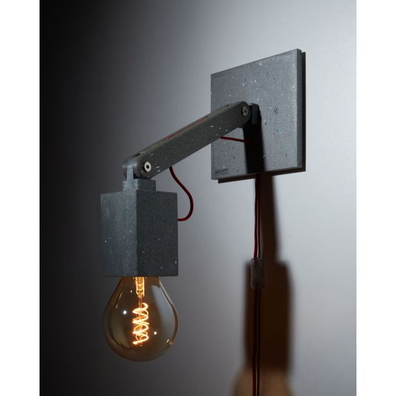 Applique murale articulée en Polyal Design by Fabrice Peltier